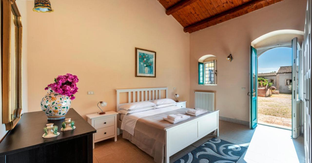 Agriturismo Borgo Degli Ulivi Canicattini Bagni Екстериор снимка