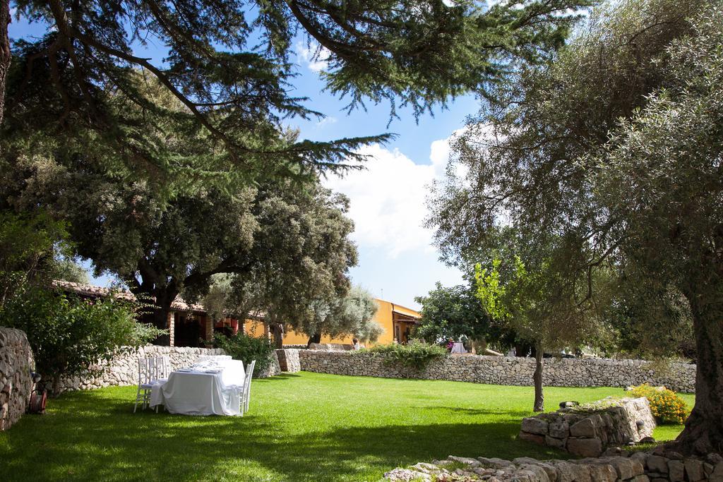 Agriturismo Borgo Degli Ulivi Canicattini Bagni Екстериор снимка
